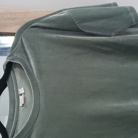 TWIK Tee - Picture 2 of 3